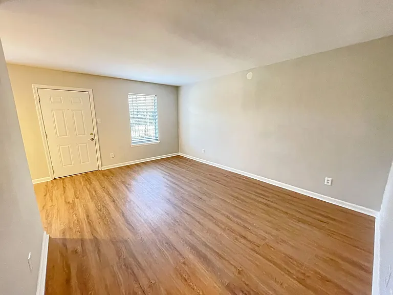 Signature at Southfield Apartments — Photo 23