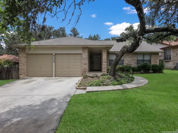 8423 TIMBER CROWN ST, San Antonio, TX 78250