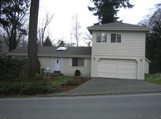 11228 SE 76th St, Renton, WA 98056