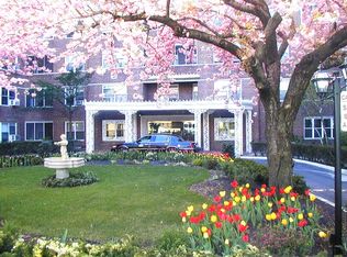6766 108th St APT C48, Forest Hills, NY 11375
