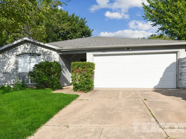 420 Deauville Dr, Fort Worth, TX 76108