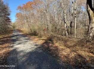 5031 Kolo Dr, Crossville, TN 38572