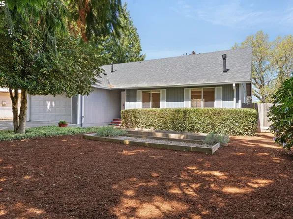 4309 NE Jarrett St, Portland, OR 97218