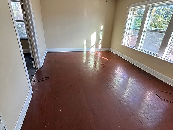 3rd image of 1820 W 78th St Floor 2