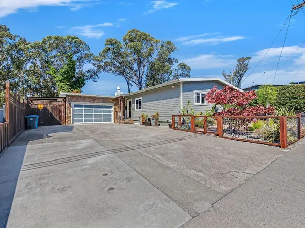 1355 Crespi Dr, Pacifica, CA 94044