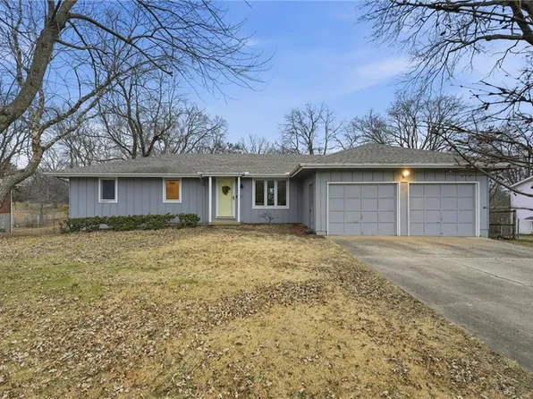 5016 NW Linden Rd, Kansas City, MO 64151