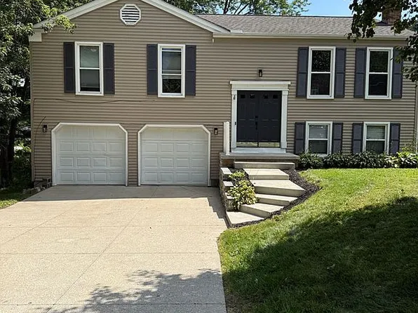 2548 Smith Rd, Akron, OH 44333