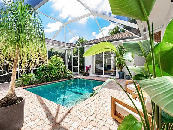 3rd image of 2095 Chagall Cir
