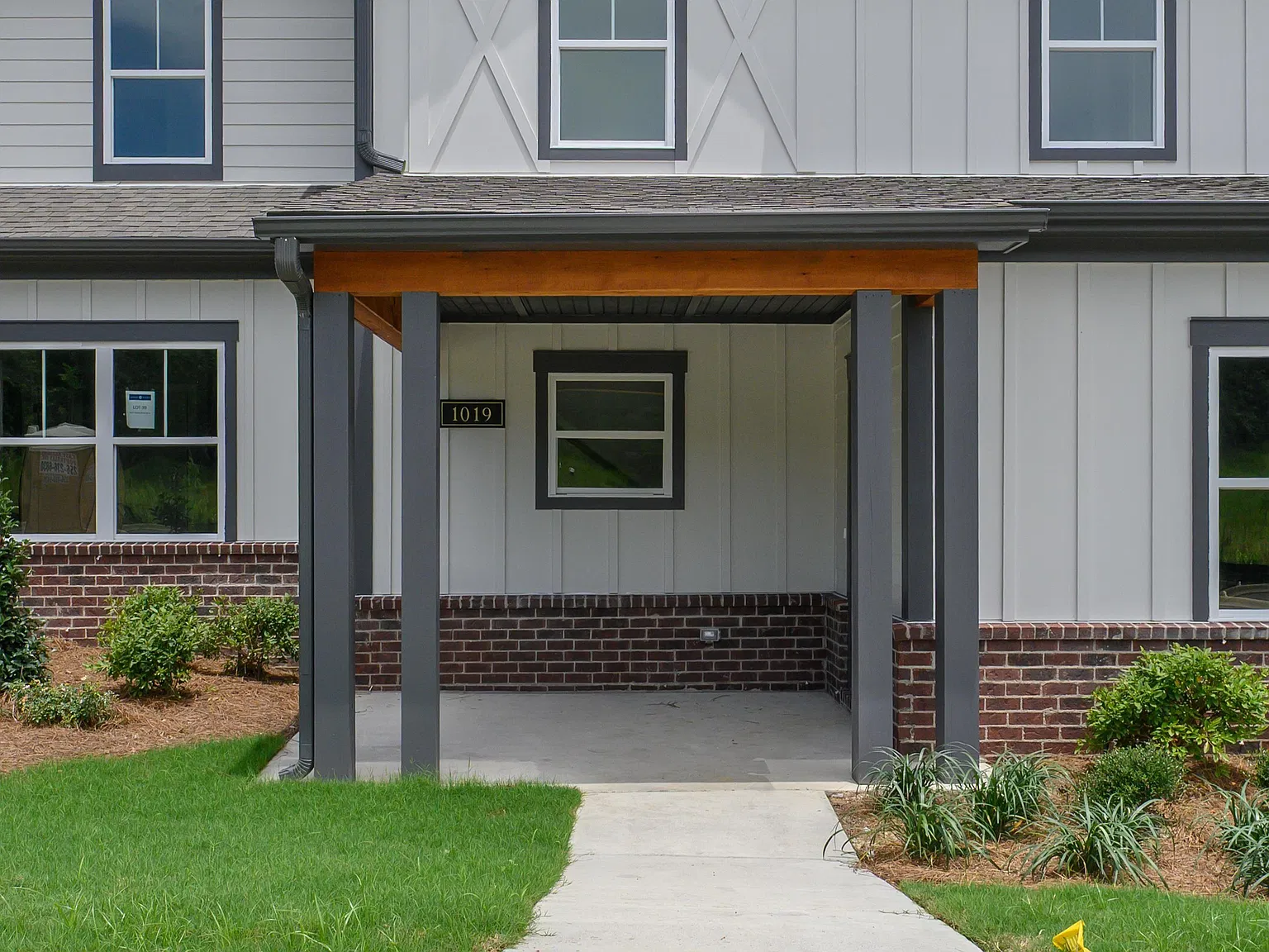 2 bed, 2.5 bath, 1543 sqft, $2,250 — Photo 2