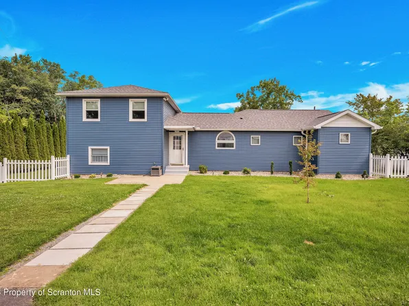 908 Heart Lake Rd, Montrose, PA 18801