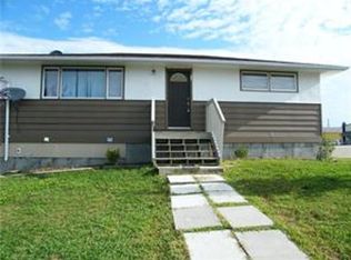 118 Centre St N, Sundre, AB T0M1X0