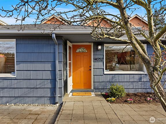 2nd image of 14052 Midvale Avenue N