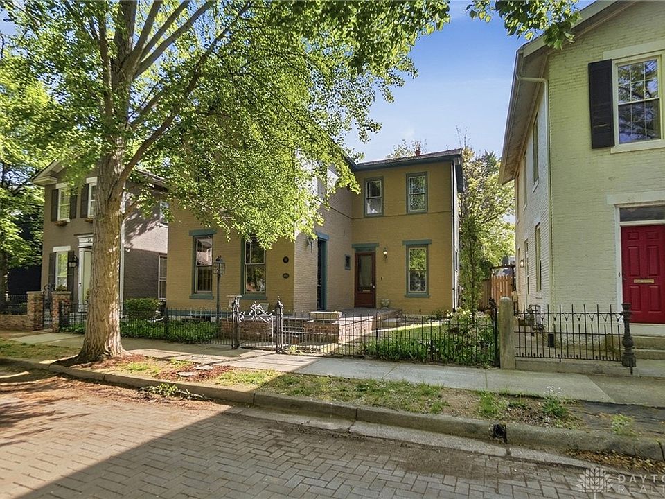1st image of 36 Tecumseh St