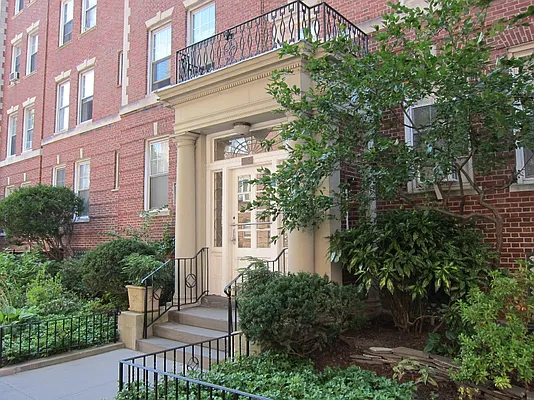 Sold by Corcoran | media 19