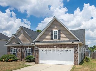 2033 Gray Goose Loop, Fayetteville, NC 28303