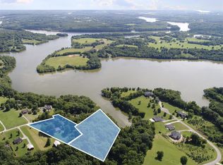 128 E Robertson Rd, Castalian Springs, TN 37031