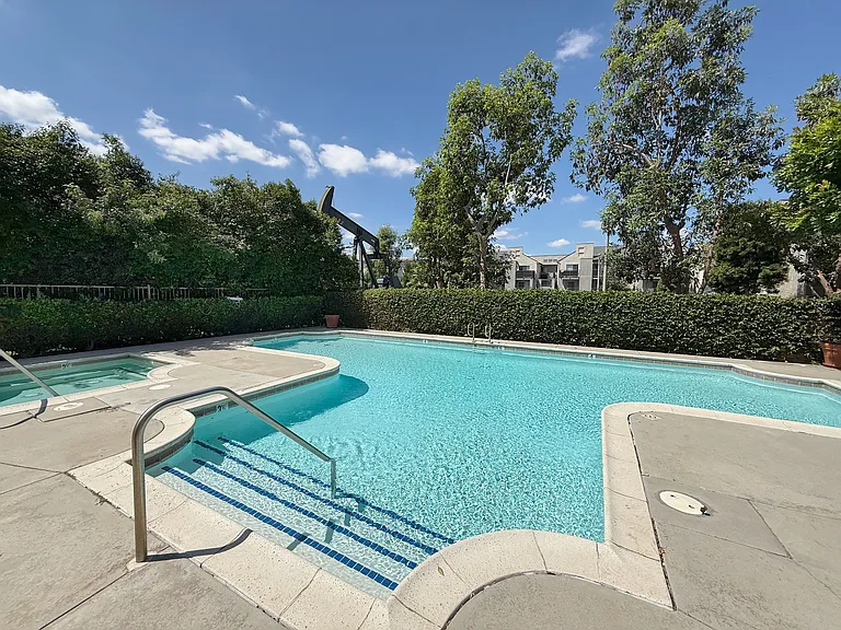1500 Spruce St #C — Photo 31