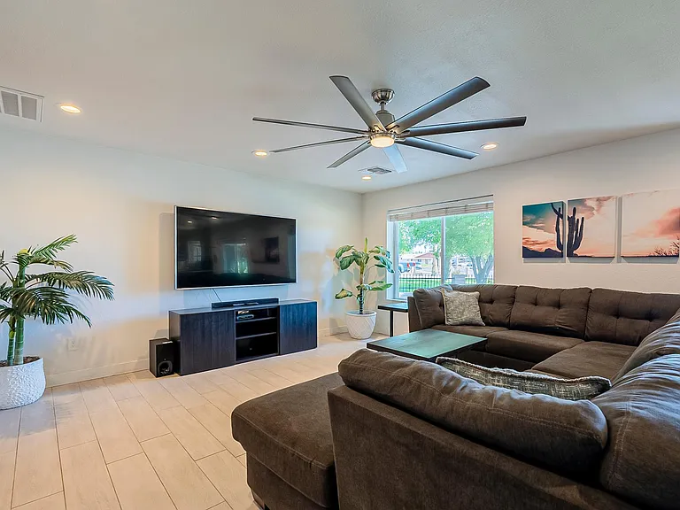 231 E Sesame Cir — Photo 5