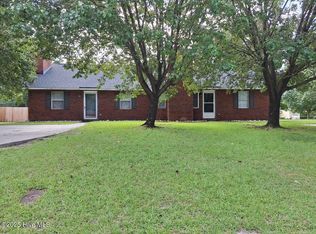 2003 Coleman Dr #B, Greenville, NC 27858