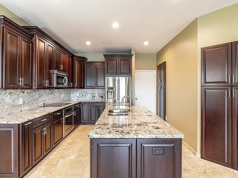 11328 Misty Isle Ln — Photo 17