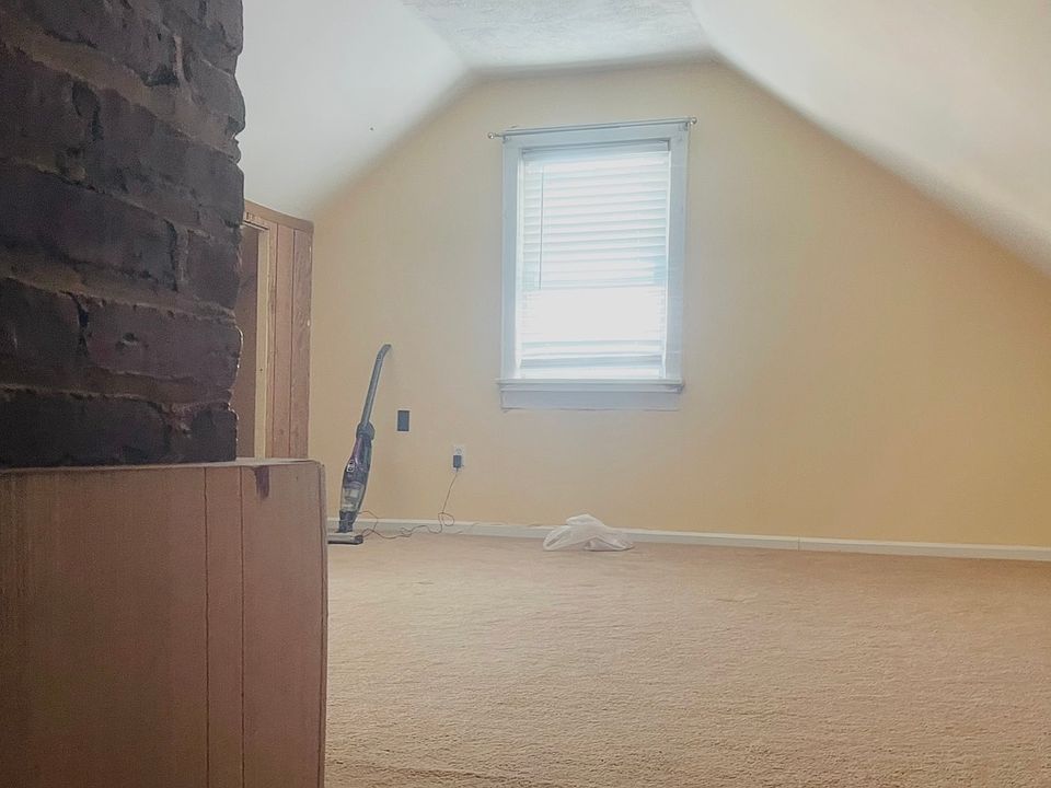 2nd image of 112-26 208th St