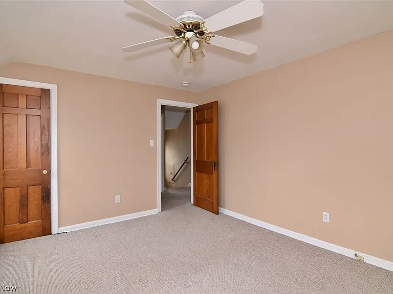 1408 Winston Rd — Photo 23