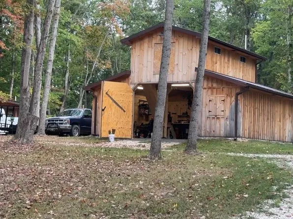 1962 State Highway 1459, Argillite, KY 41121