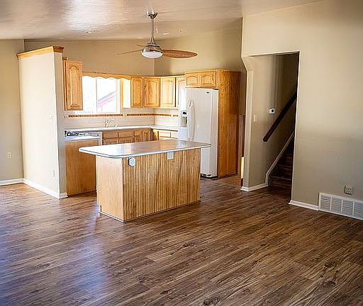 4th image of 6385 Palmer Park Blvd