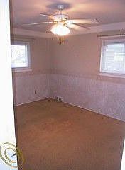 4th image of 9251 Brady Ct
