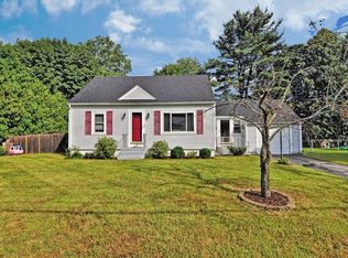 4 Newton Ave, Tewksbury, MA 01876