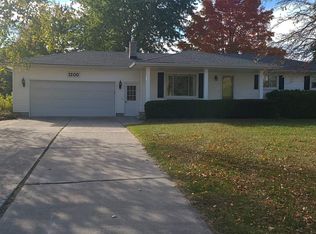 1200 S Allen Rd, Saint Clair, MI 48079