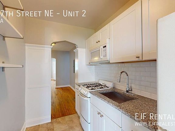 5th image of 4021 7th St NE APT 2