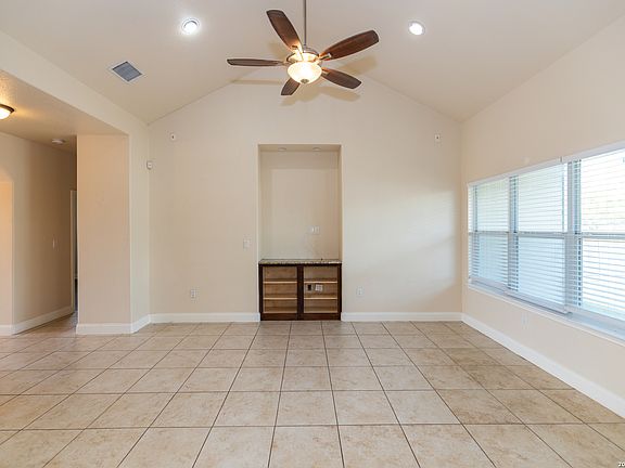 4th image of 1026 Avenue H