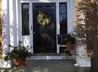 7 Pearl St APT 2, Marblehead, MA 01945
