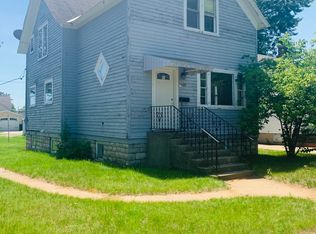 1409 16th Ave, Menominee, MI 49858