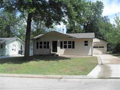 1818 SE Sage St, Topeka, KS, 66605