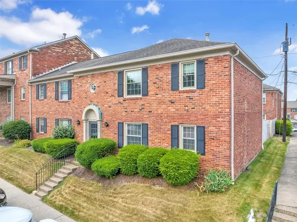 105 Jamestown Dr APT B, Pittsburgh, PA 15216