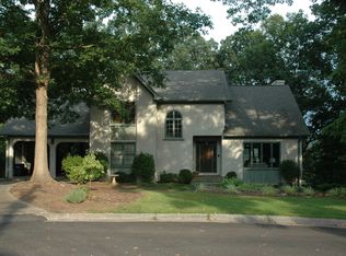 155 Spring Dr, Roswell, GA 30075