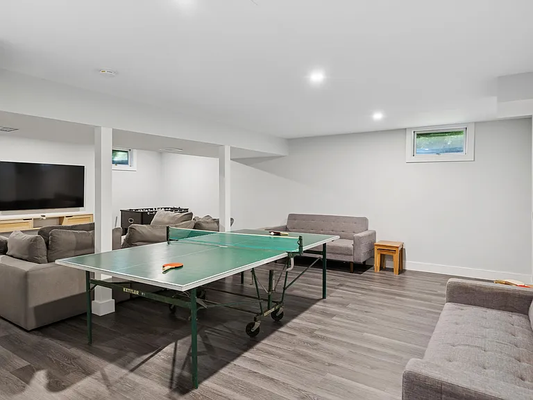 33 Corbin Ave — Photo 33