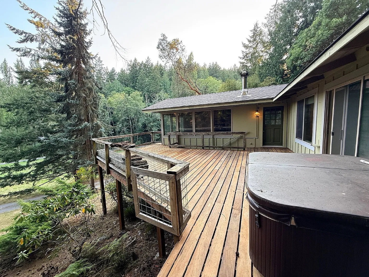 2 bed, 1.0 bath, 1200 sqft, $2,600 — Photo 4