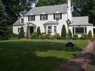 12 Acken Dr, Clark, NJ 07066