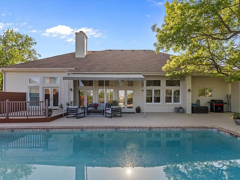 3503 Needles Dr — Photo 2