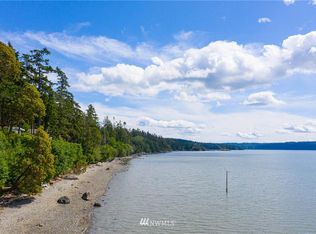 17724 Ray Paul Ln, La Conner, WA 98257