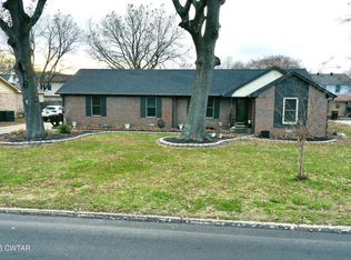 201 Fairfield Dr, Dyersburg, TN 38024