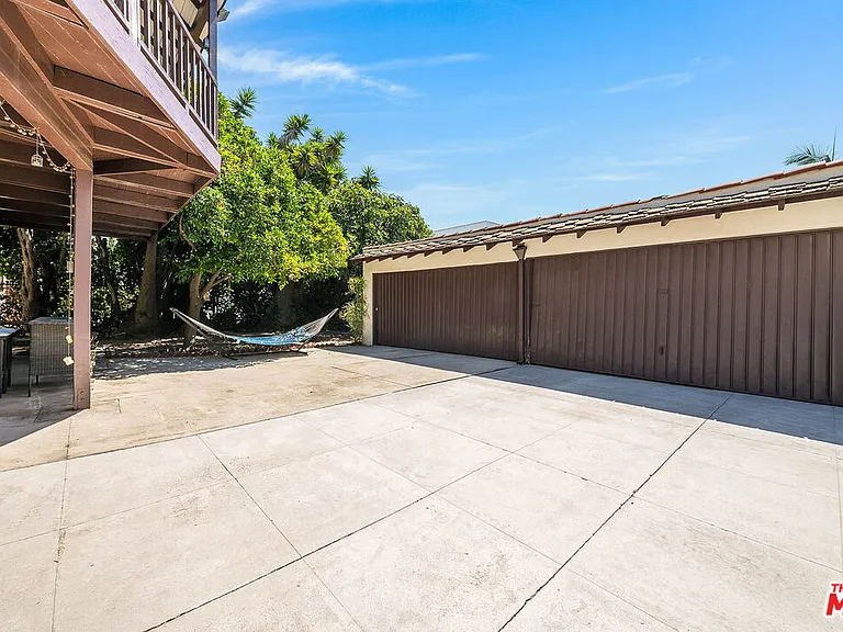 1064 S Ogden Dr — Photo 28
