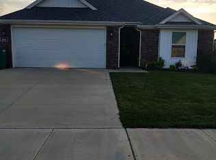 460 Aster St, Centerton, AR 72719