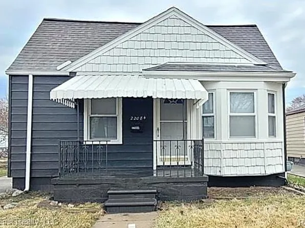 22084 Normandy Ave, Eastpointe, MI 48021