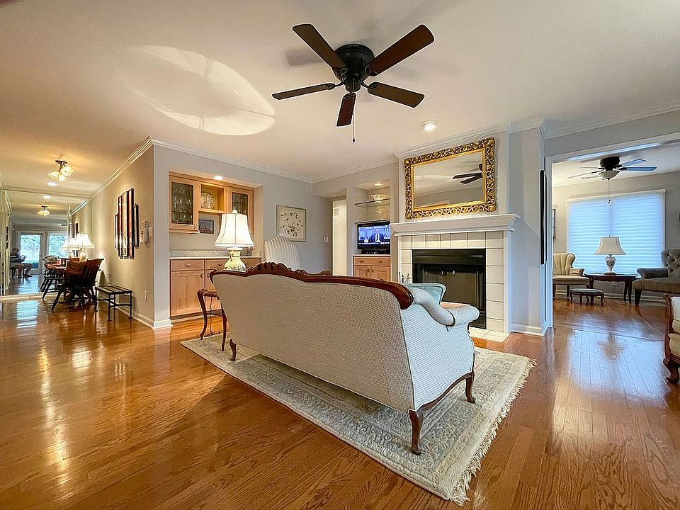 1st image of 120 W Essex Ave APT 1B