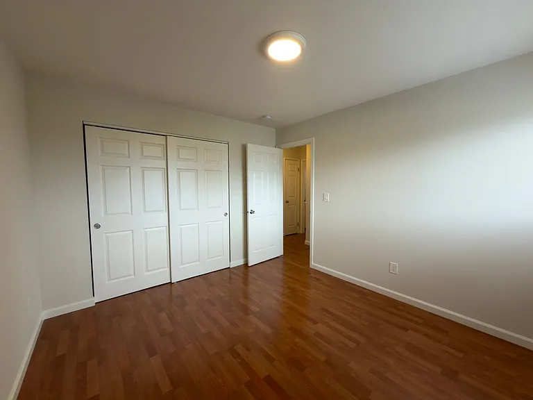 900 Alvarez Ave — Photo 22