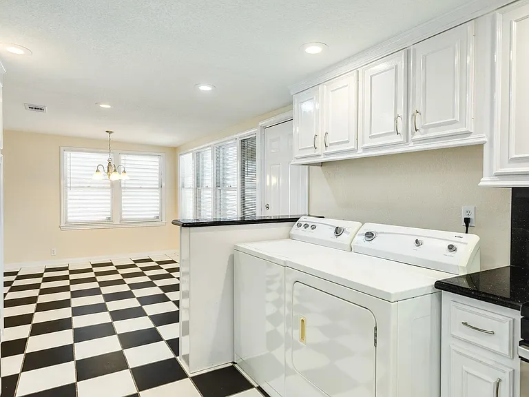 114 Tarpon Ave — Photo 19